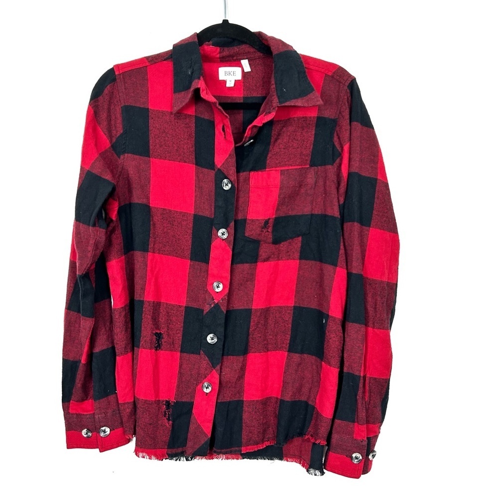 BKE by BUCKLE red and black lumberjack distressed button up flannel I24